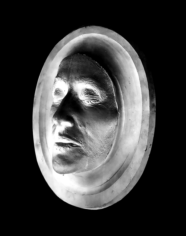 Deanna Bowen, Charles Marega, Death Mask of E. Pauline Johnson, 1913, 2020. Courtesy of the artist and MKG127